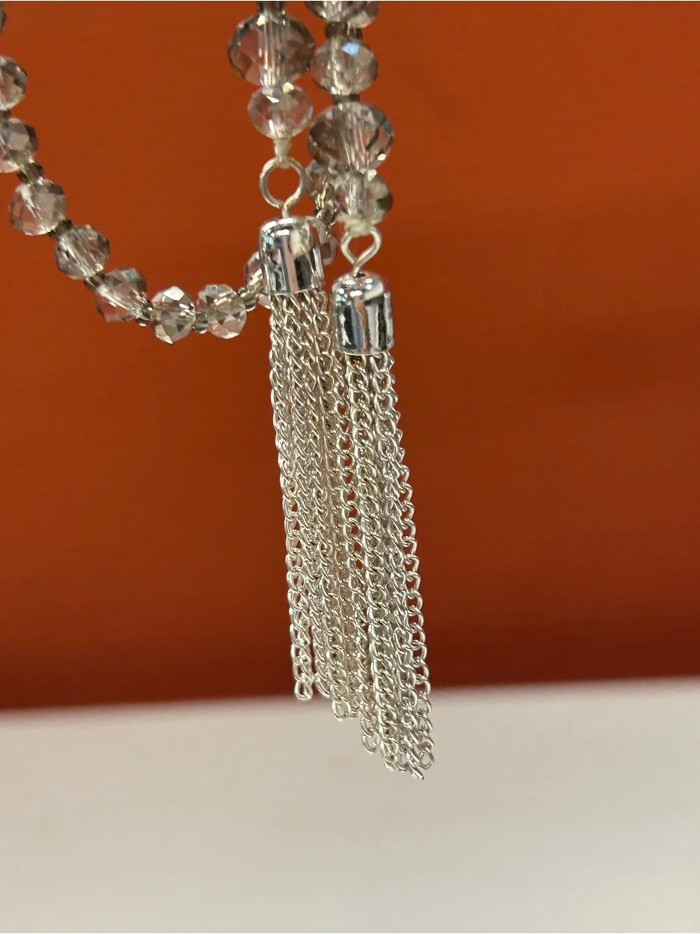 Stunning silver metallic glass crystal tasseled lariat scarf necklace